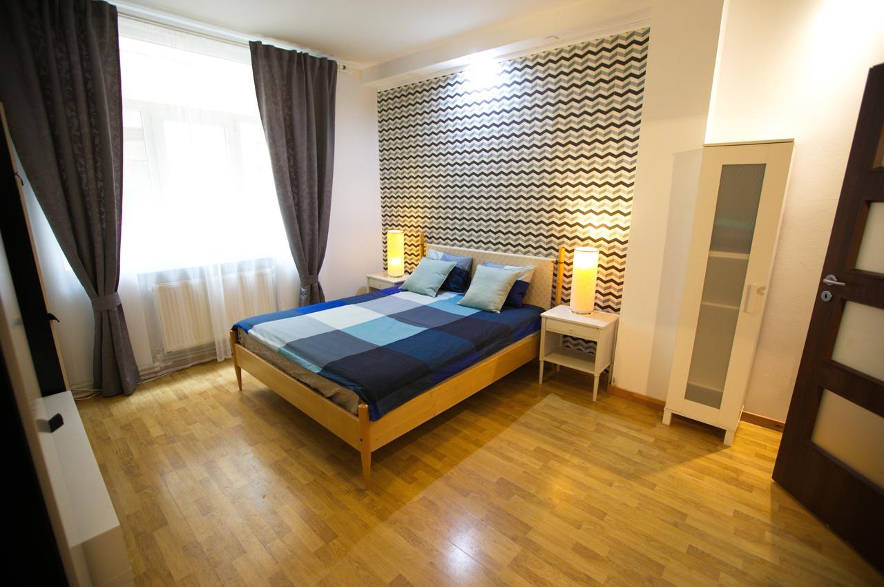 Color Apartments Franceza St Bukurešť Exteriér fotografie